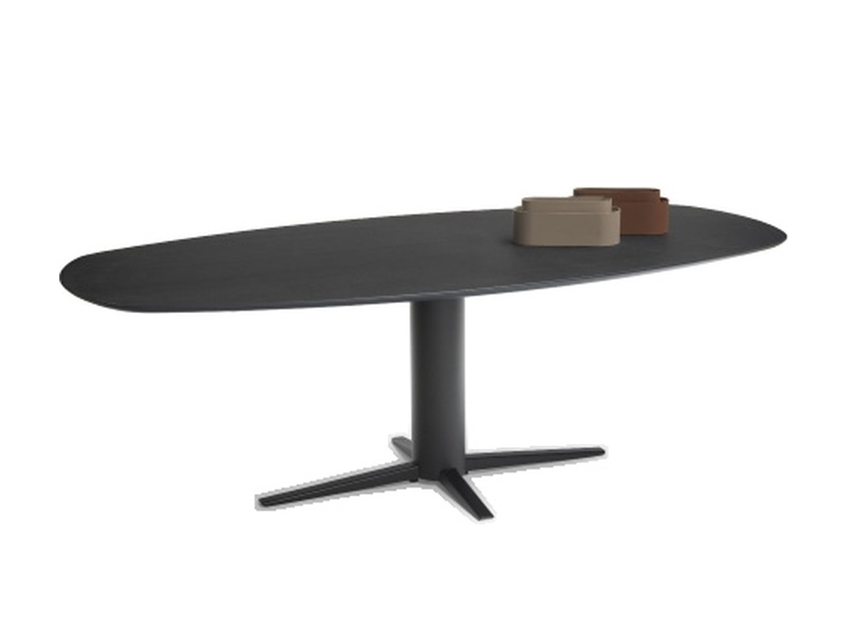 Bree’s New World Thor eettafel Deens ovaal