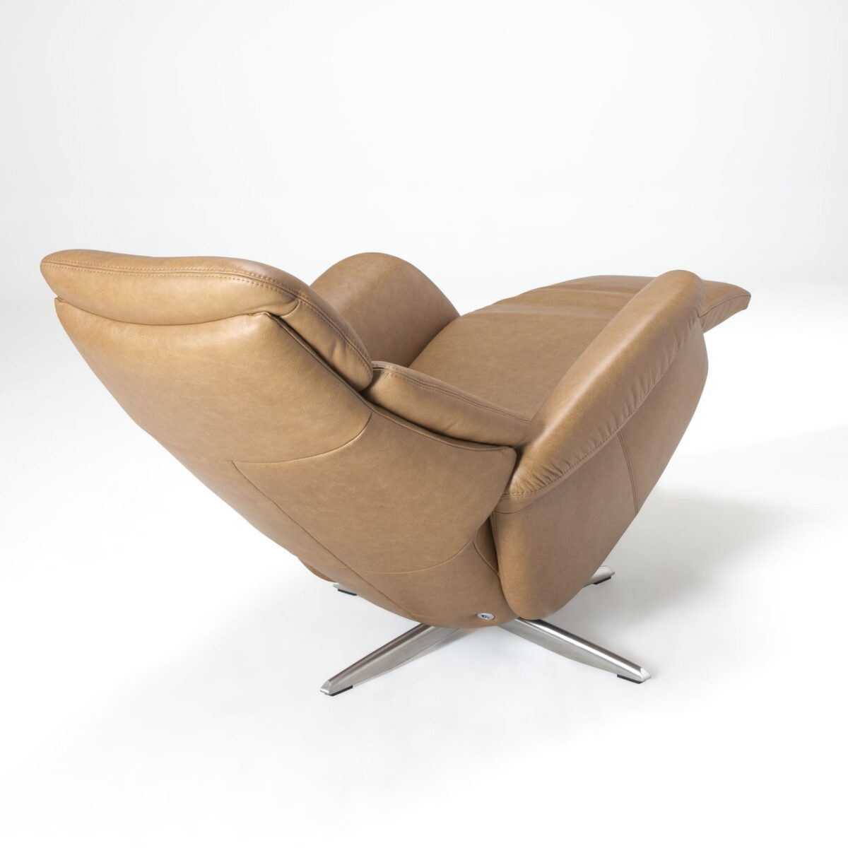 De Toekomst Twice Pro TW-072N relaxfauteuil schuin achteraanzicht