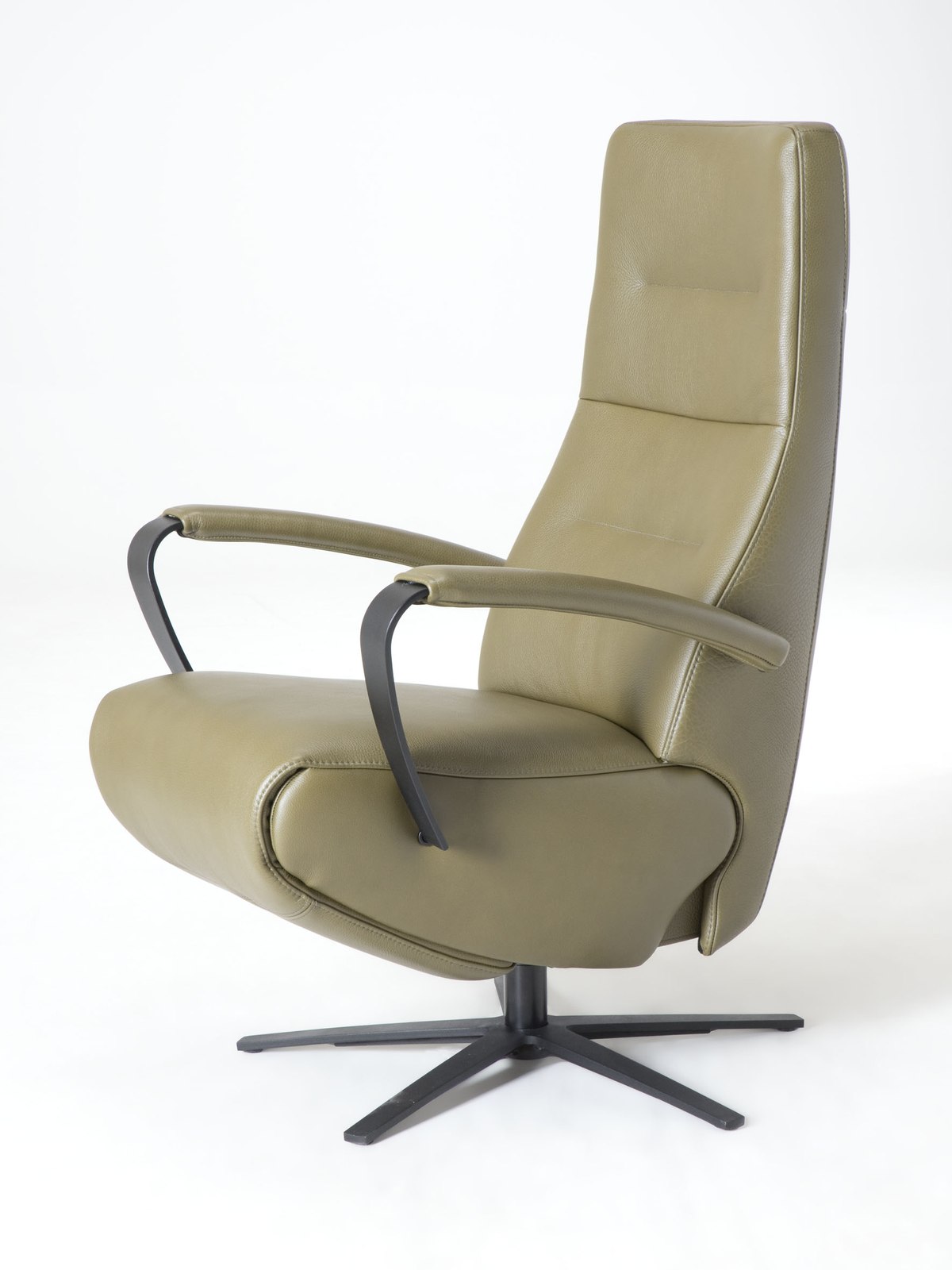 De Toekomst Twice Pro TW-143N relaxfauteuil schuin vooraanzicht