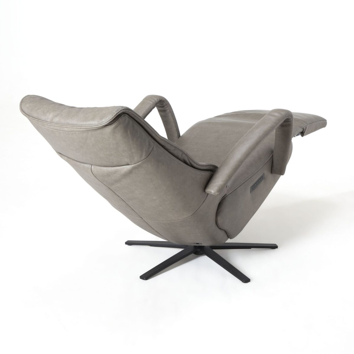 De Toekomst Twice Pro TW-191N relaxfauteuil schuin achteraanzicht