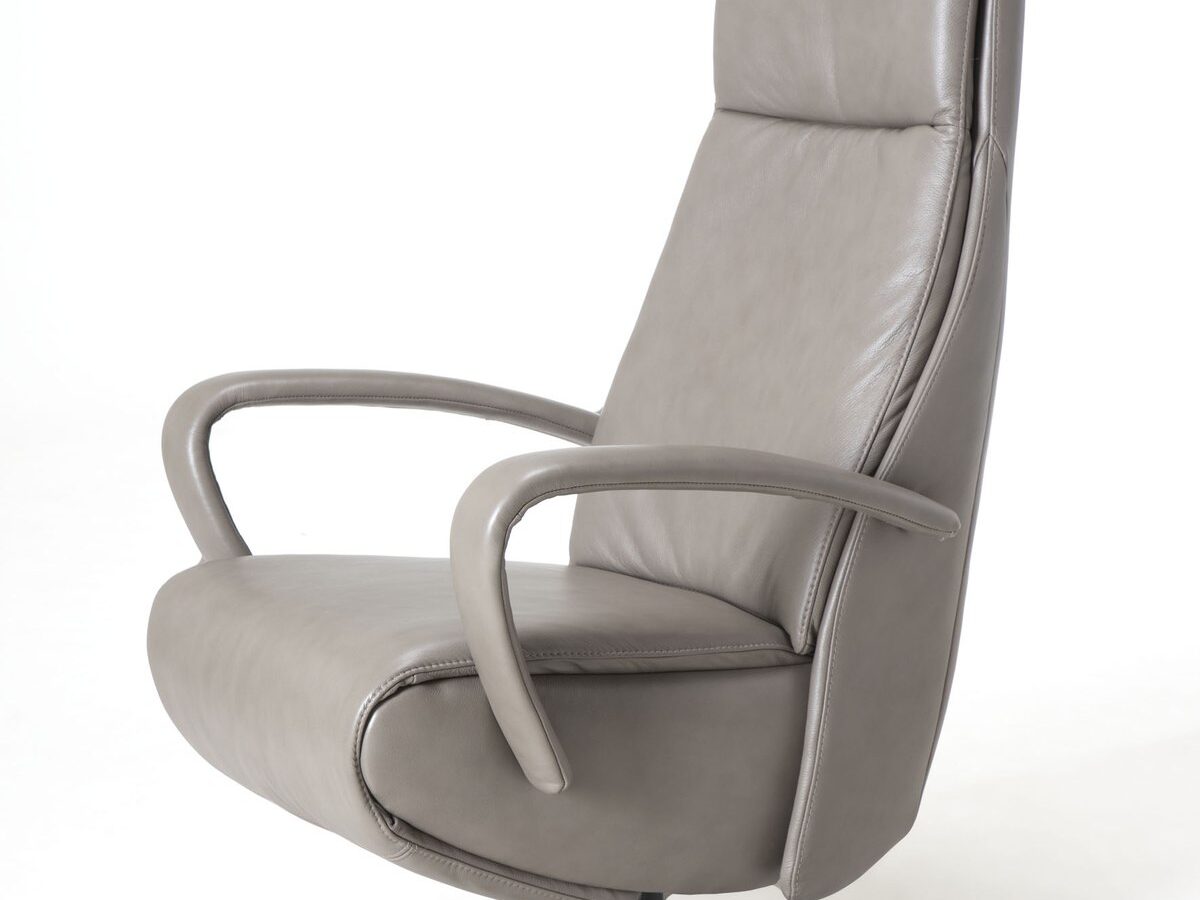 De Toekomst Twice Pro TW-217N relaxfauteuil schuin vooraanzicht