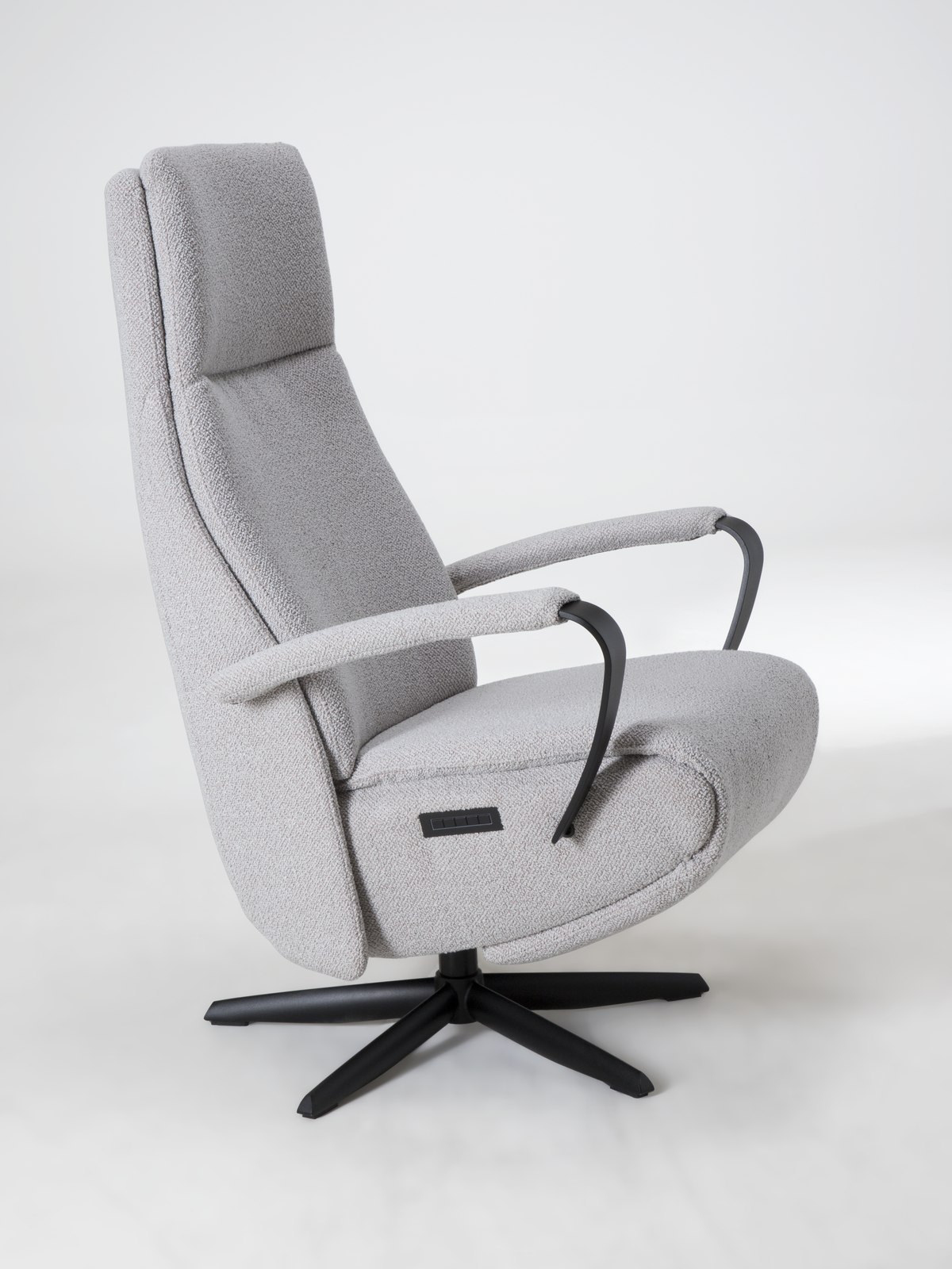 De Toekomst Twice Pro TW-218N relaxfauteuil schuin vooraanzicht