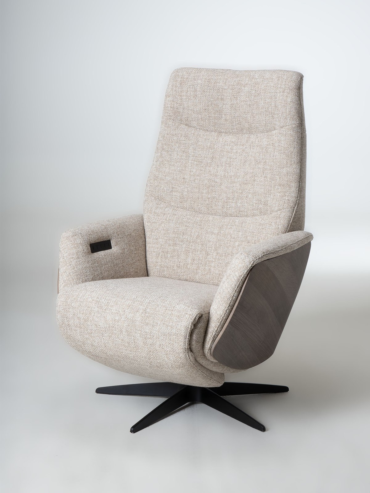 De Toekomst Twice Pro TW-274N relaxfauteuil schuin vooraanzicht