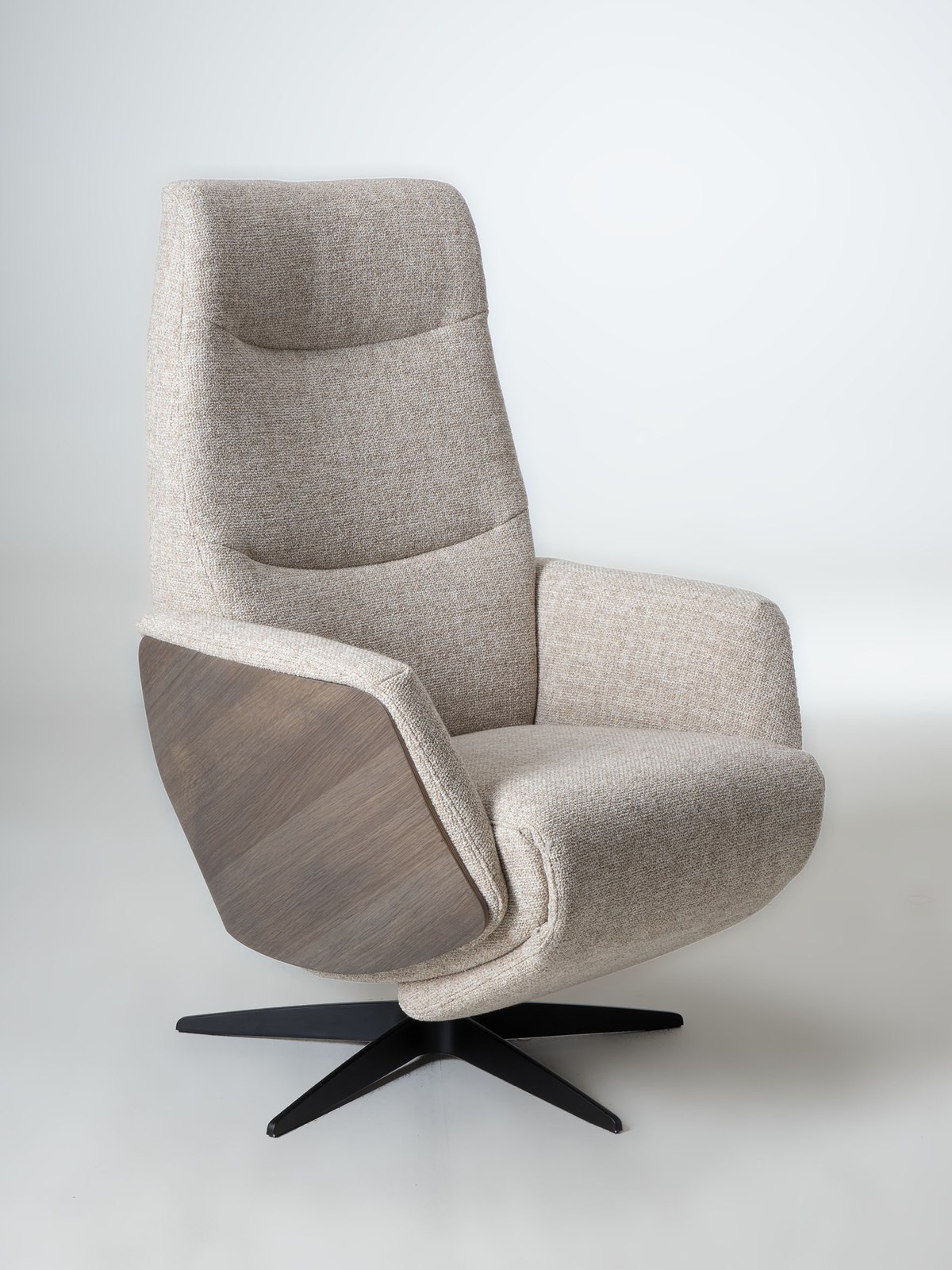 De Toekomst Twice Pro TW-274N relaxfauteuil schuin vooraanzicht