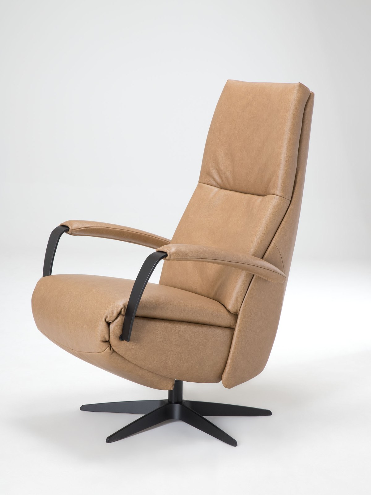 De Toekomst Twice Pro TW-281N relaxfauteuil schuin vooraanzicht