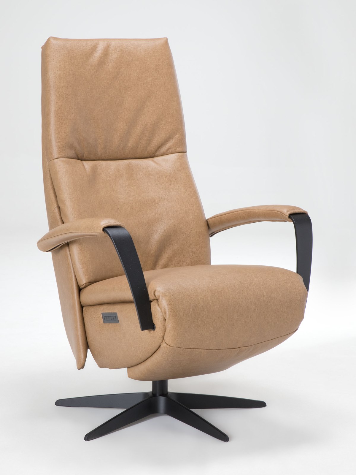 De Toekomst Twice Pro TW-281N relaxfauteuil schuin vooraanzicht