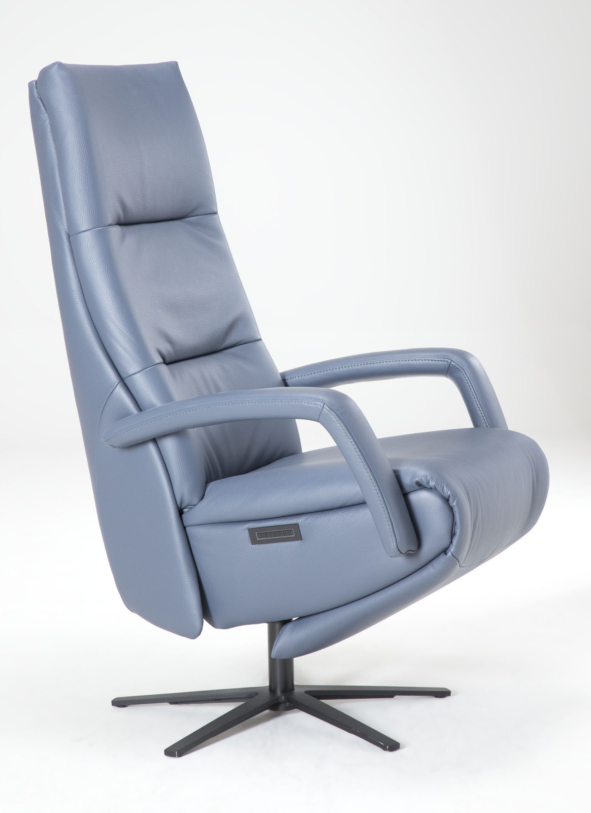 De Toekomst Twice Pro TW-287N relaxfauteuil schuin vooraanzicht