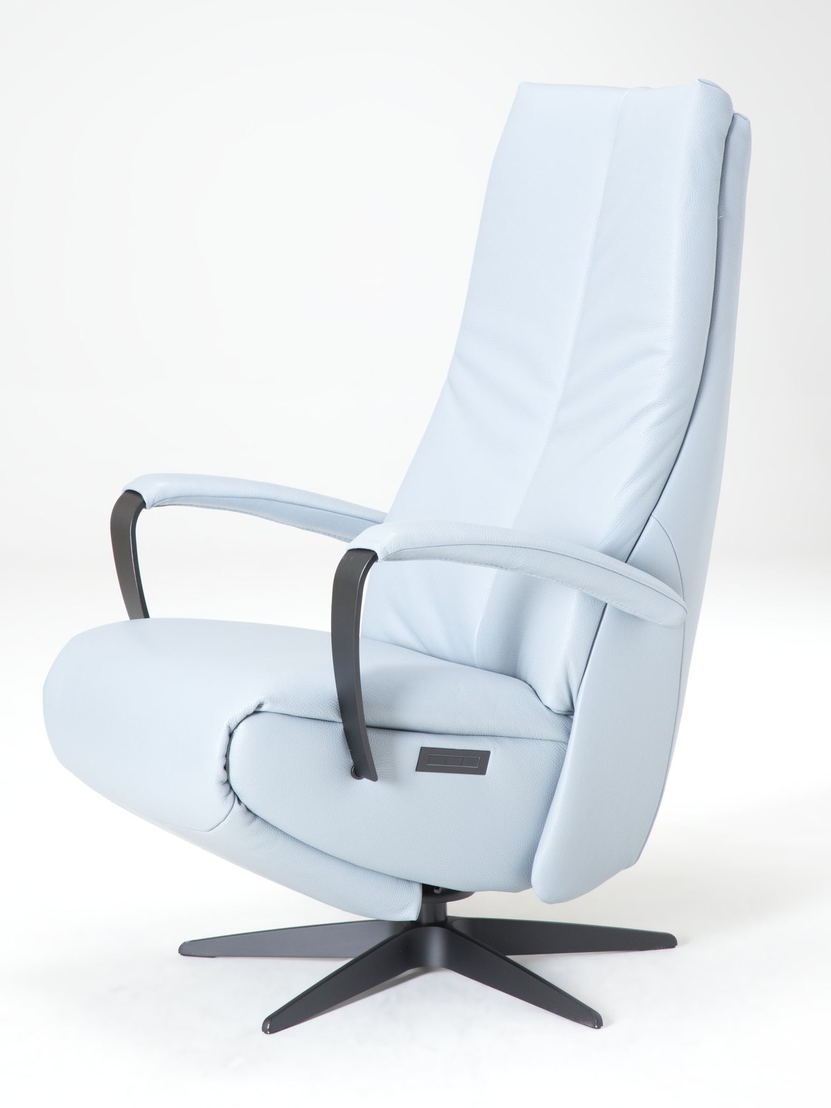 De Toekomst Twice Pro TW-291N relaxfauteuil schuin vooraanzicht