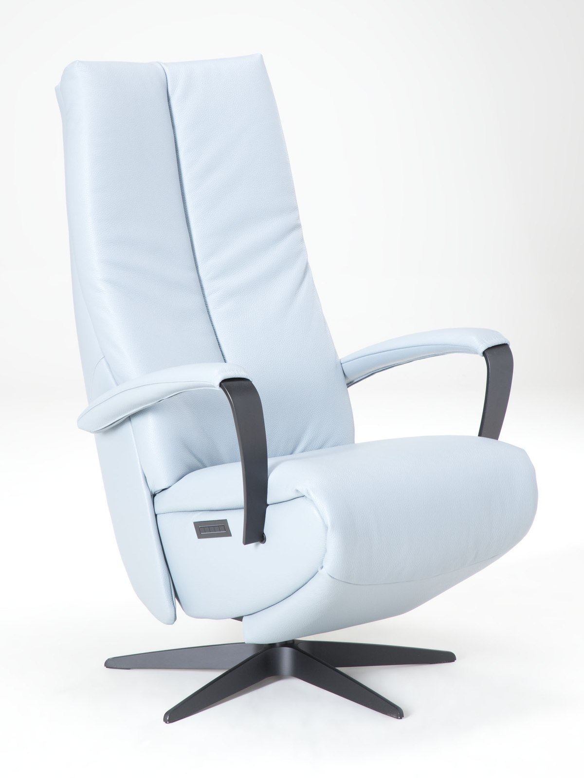 De Toekomst Twice Pro TW-291N relaxfauteuil schuin vooraanzicht