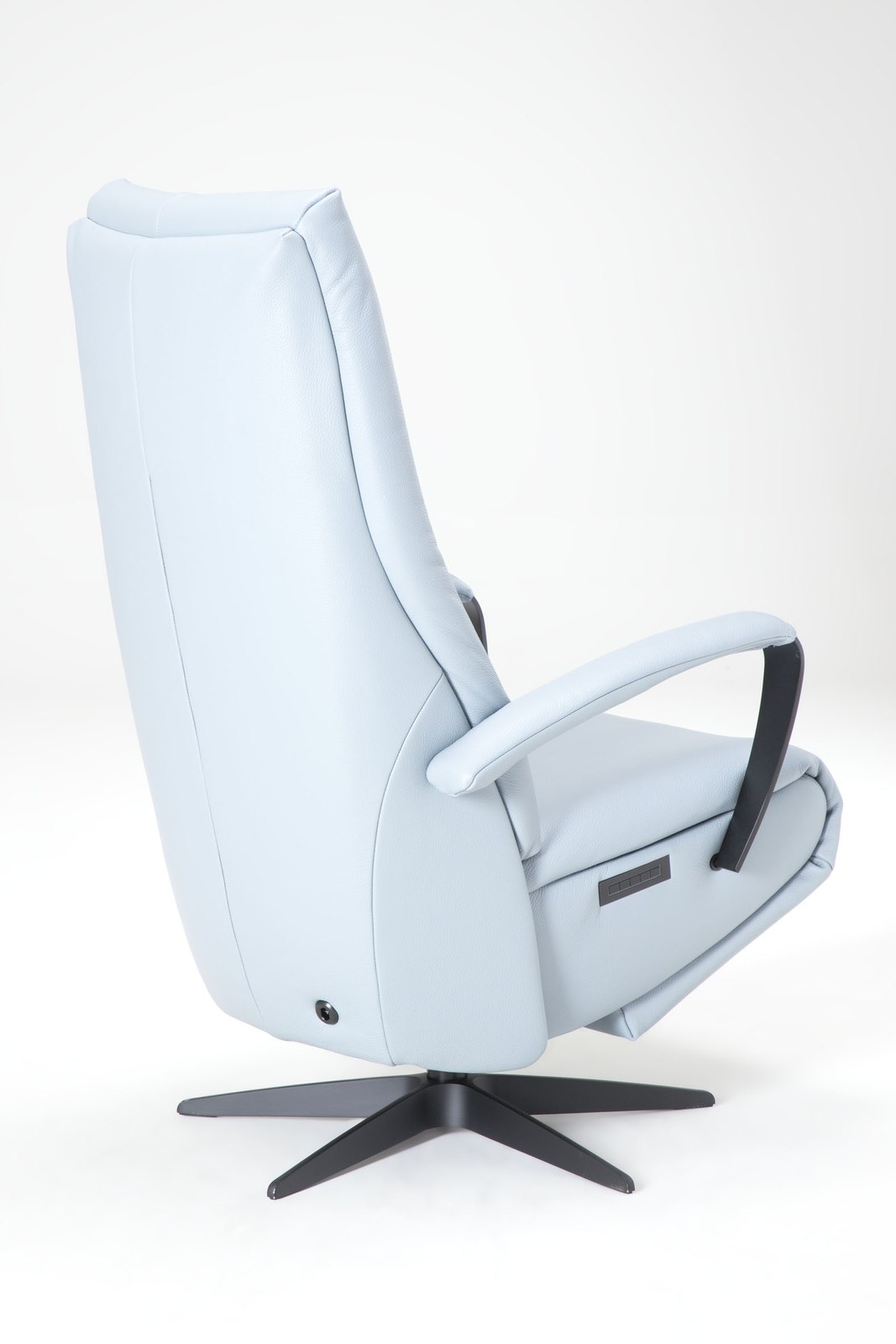 De Toekomst Twice Pro TW-291N relaxfauteuil schuin achteraanzicht