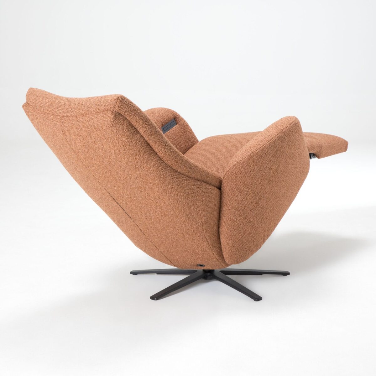 De Toekomst Twice Pro TW-298N relaxfauteuil schuin achteraanzicht