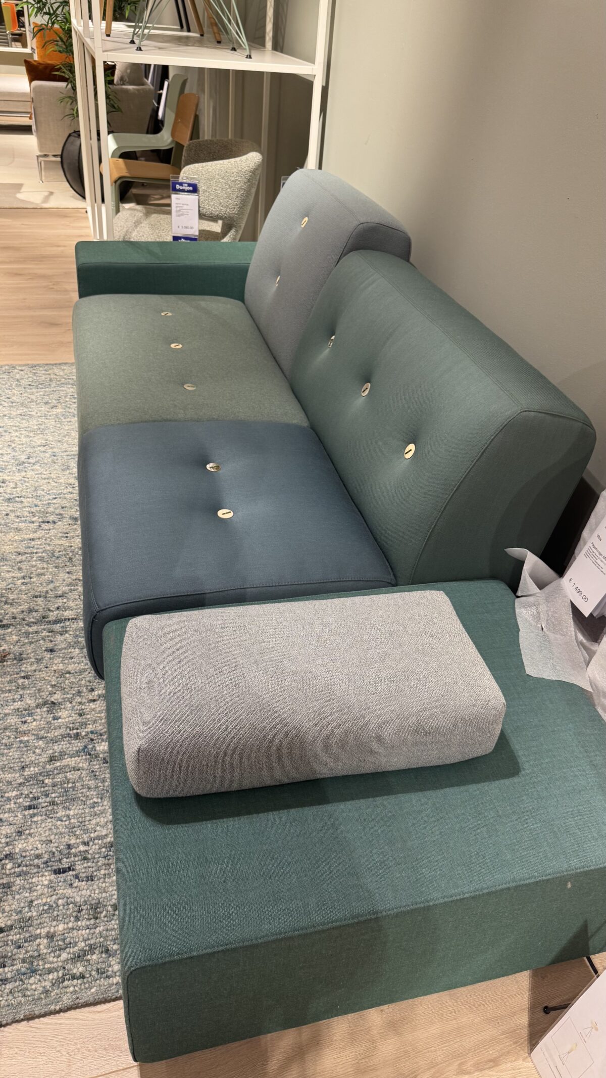 Vitra Polder Sofa– showroommodel