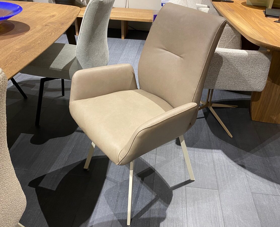 Topform Braga fauteuil met arm– showroommodel
