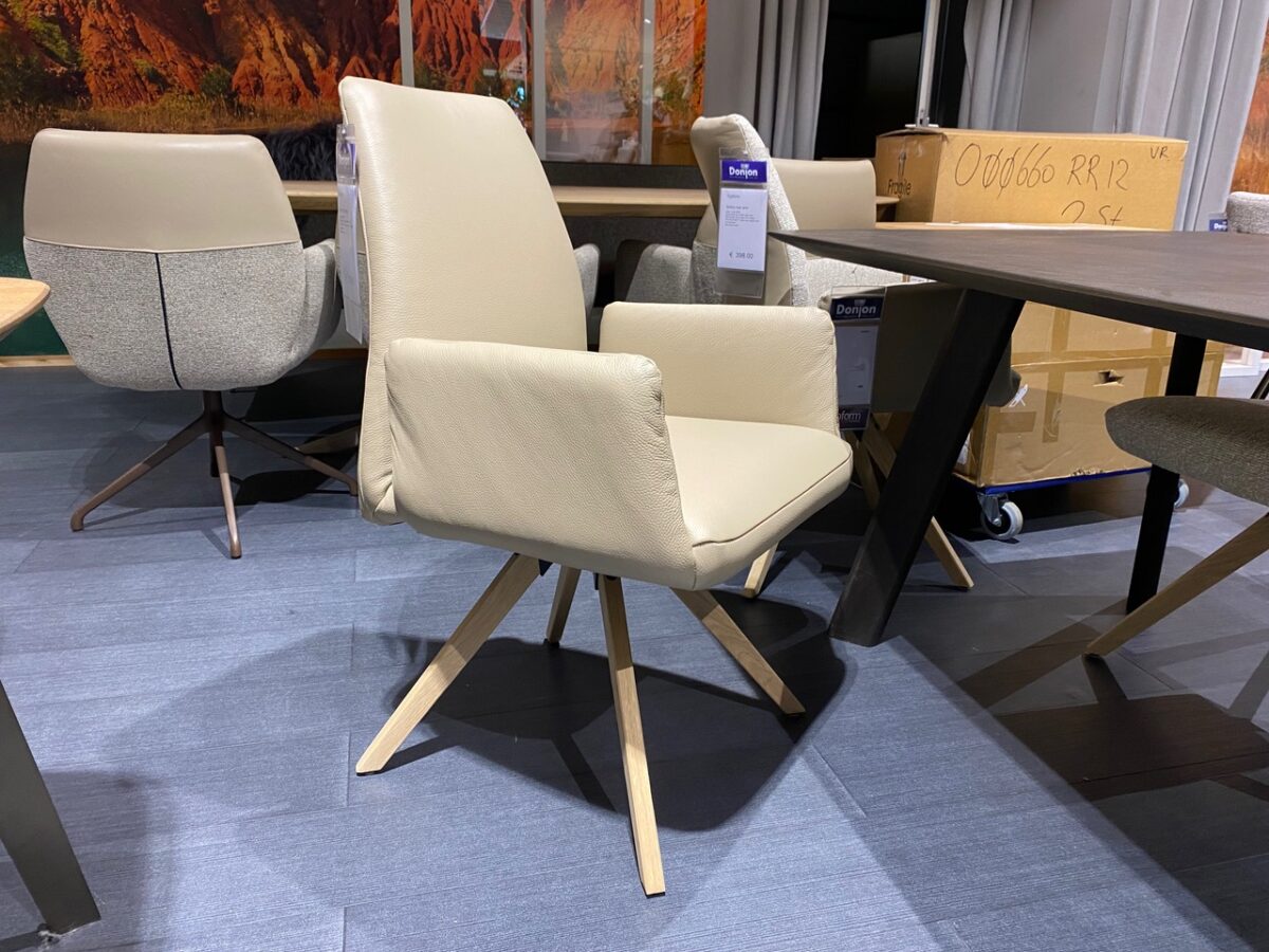 Topform eetkamerstoelen, set van zes– showroommodel
