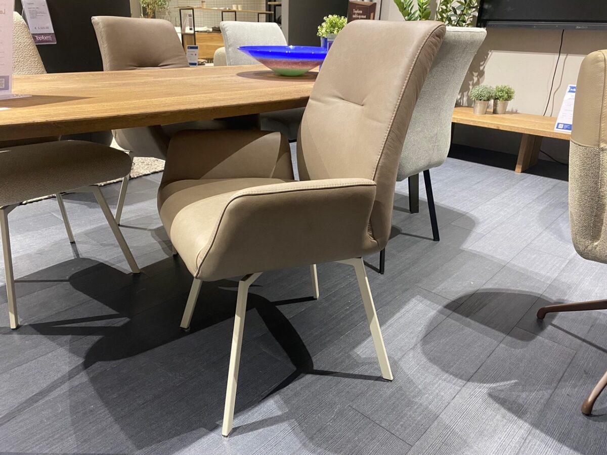 Topform Bjorn en Braga eetkamerstoelen, set van 4– showroommodel