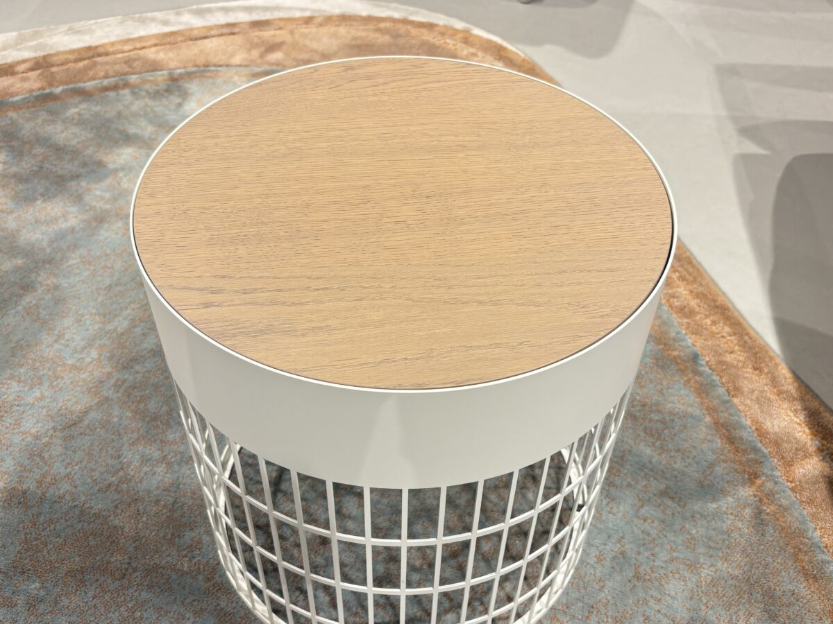 Pode Mesh bijzettafel