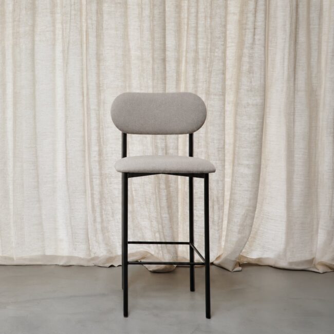 Studio HENK Oblique barkruk 650 bekleed