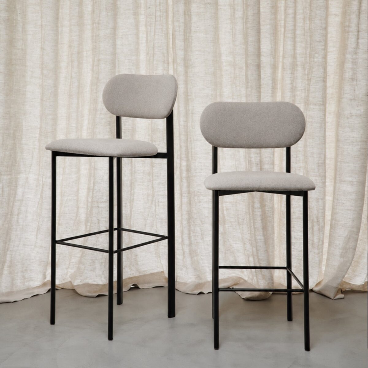 Studio HENK Oblique barkruk 770 bekleed - Afbeelding 3