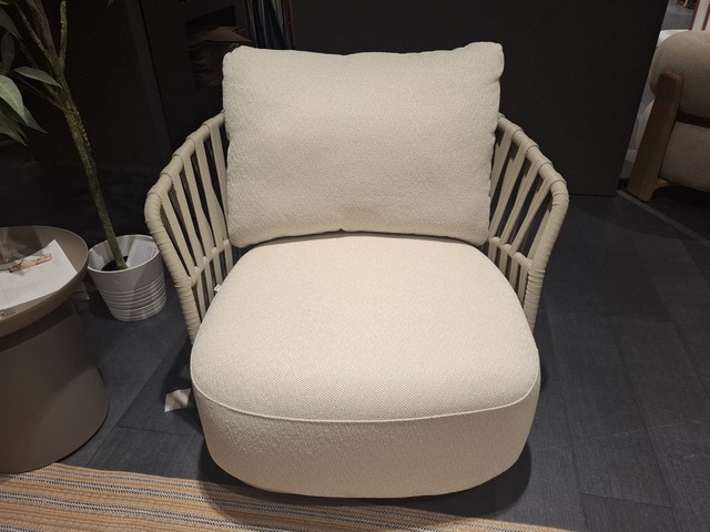 Kave Home Osani outdoor fauteuil– showroommodel