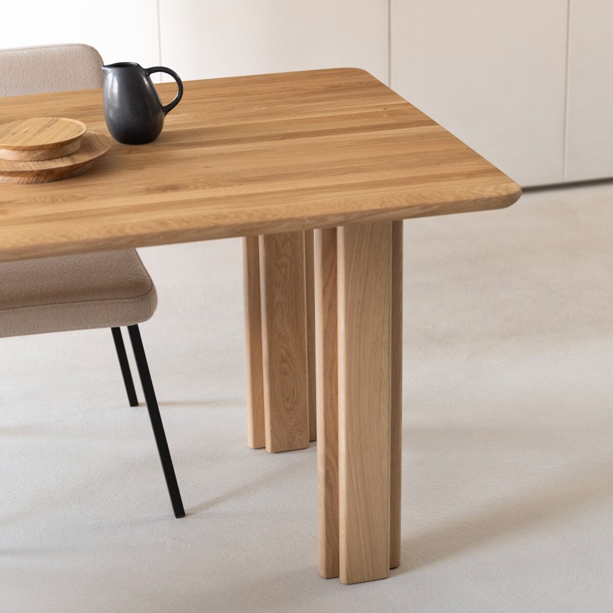 Studio HENK Paste eetkamerbank Eiken donker bruine beits 180cm radius - Afbeelding 4