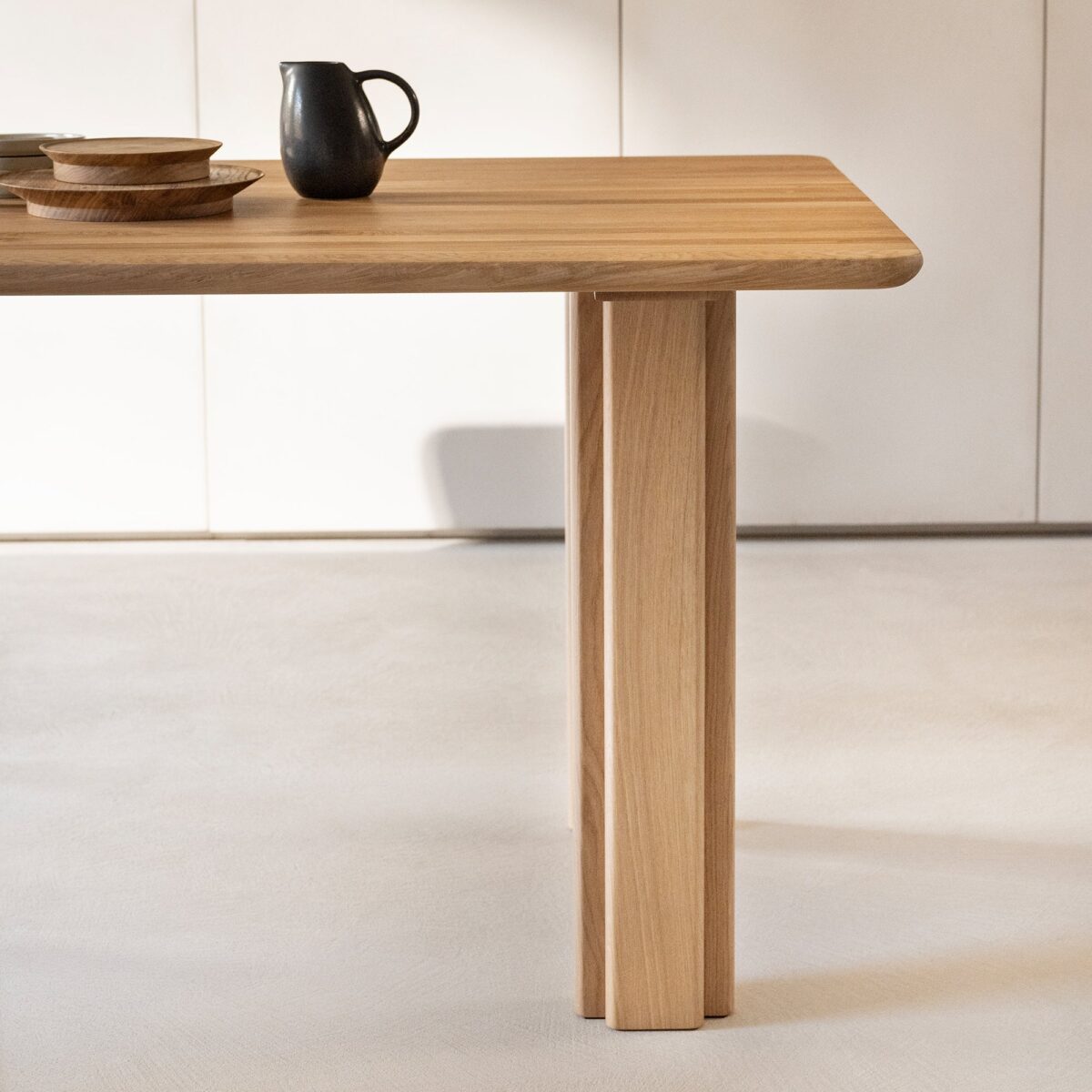 Studio HENK Paste eetkamerbank Eiken donker bruine beits 180cm radius - Afbeelding 2