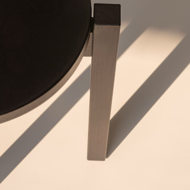 Studio HENK Base kruk 650