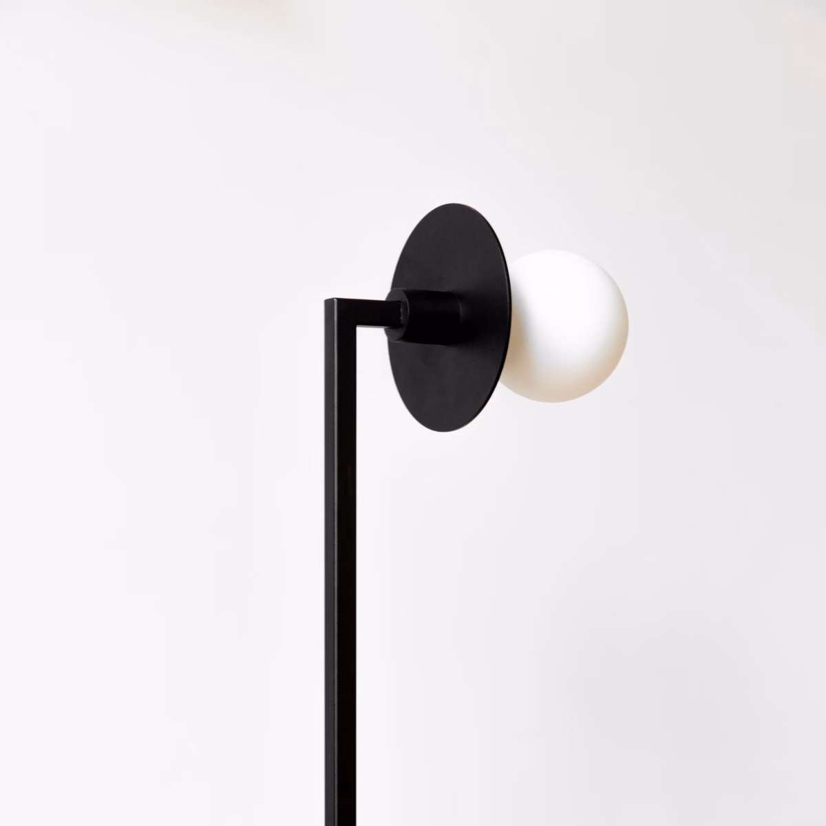 Studio HENK Nod vloerlamp L zwart - Afbeelding 4