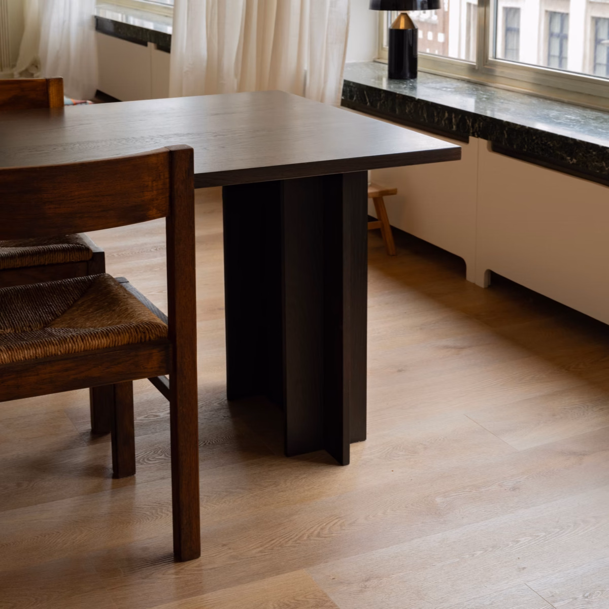 Studio HENK Column eettafel rechthoekig eiken naturel lak - Afbeelding 4