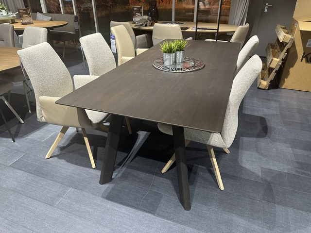 Topform Arezzo eettafel– showroommodel