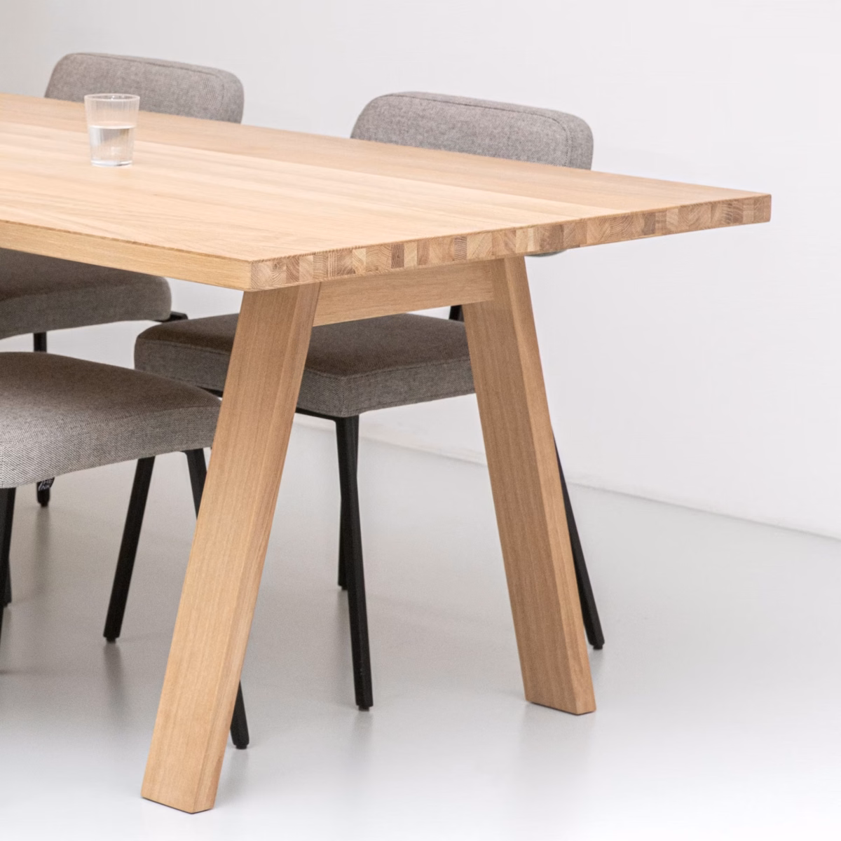 Studio HENK Legno eettafel rechthoekig eiken hardwax olie natural light - Afbeelding 3