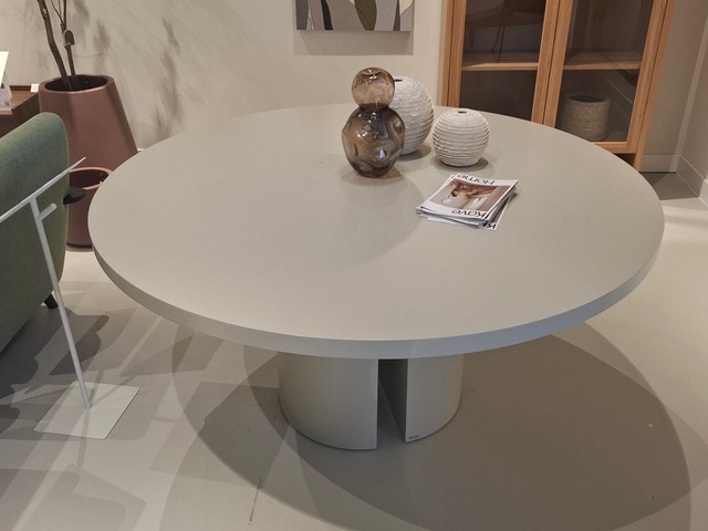 Kave Home Nealy eettafel– showroommodel