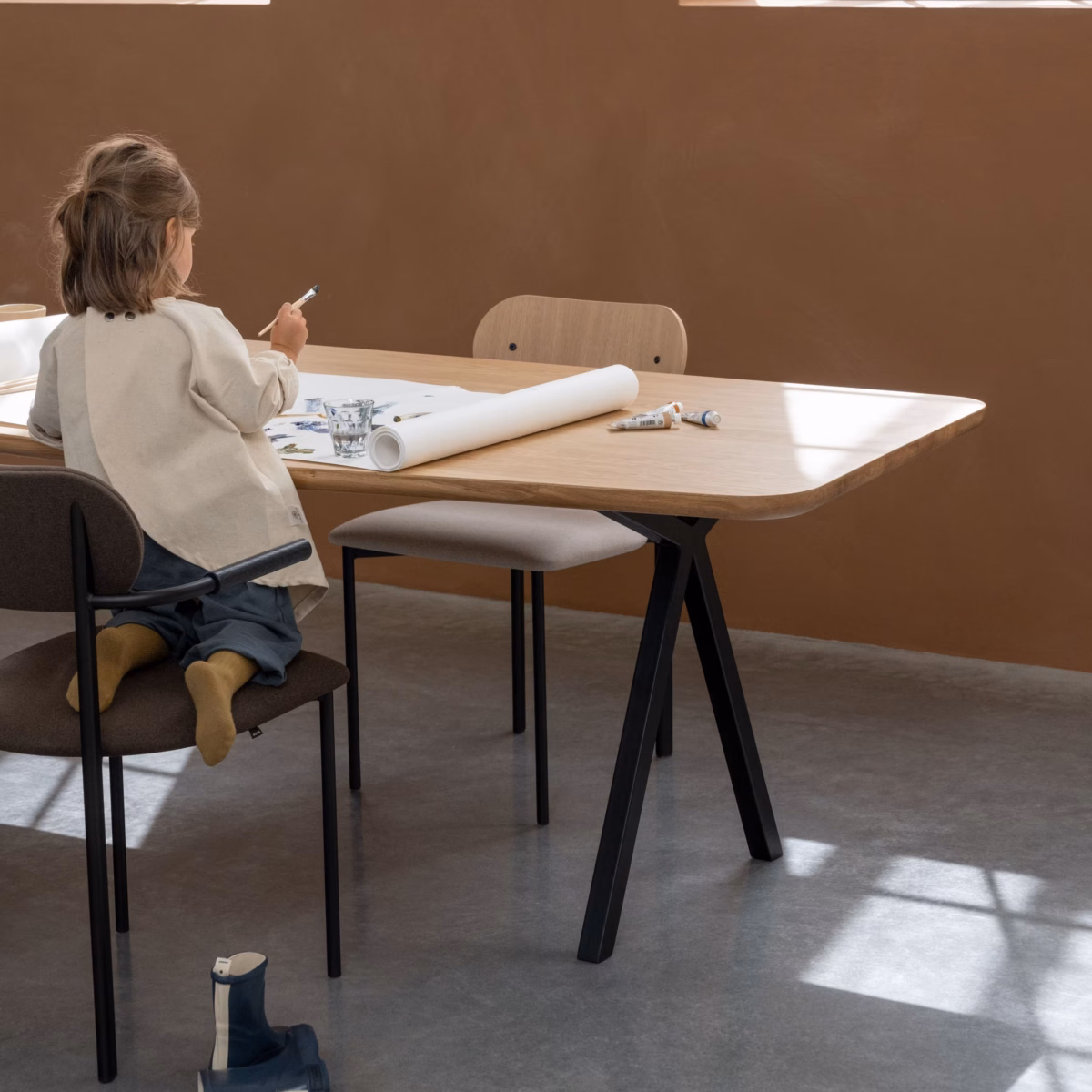 Studio HENK Slim X-type eettafel ovaal eiken gerookte beits - Afbeelding 4