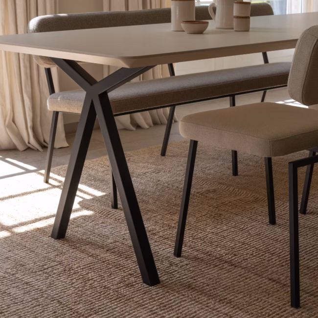 Studio HENK Slim X-type eettafel blob eiken naturel lak