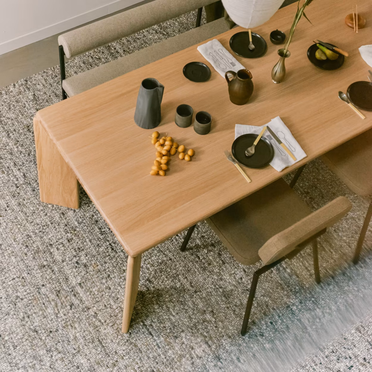 Studio HENK Soft eettafel rond eiken gerookte beits - Afbeelding 7