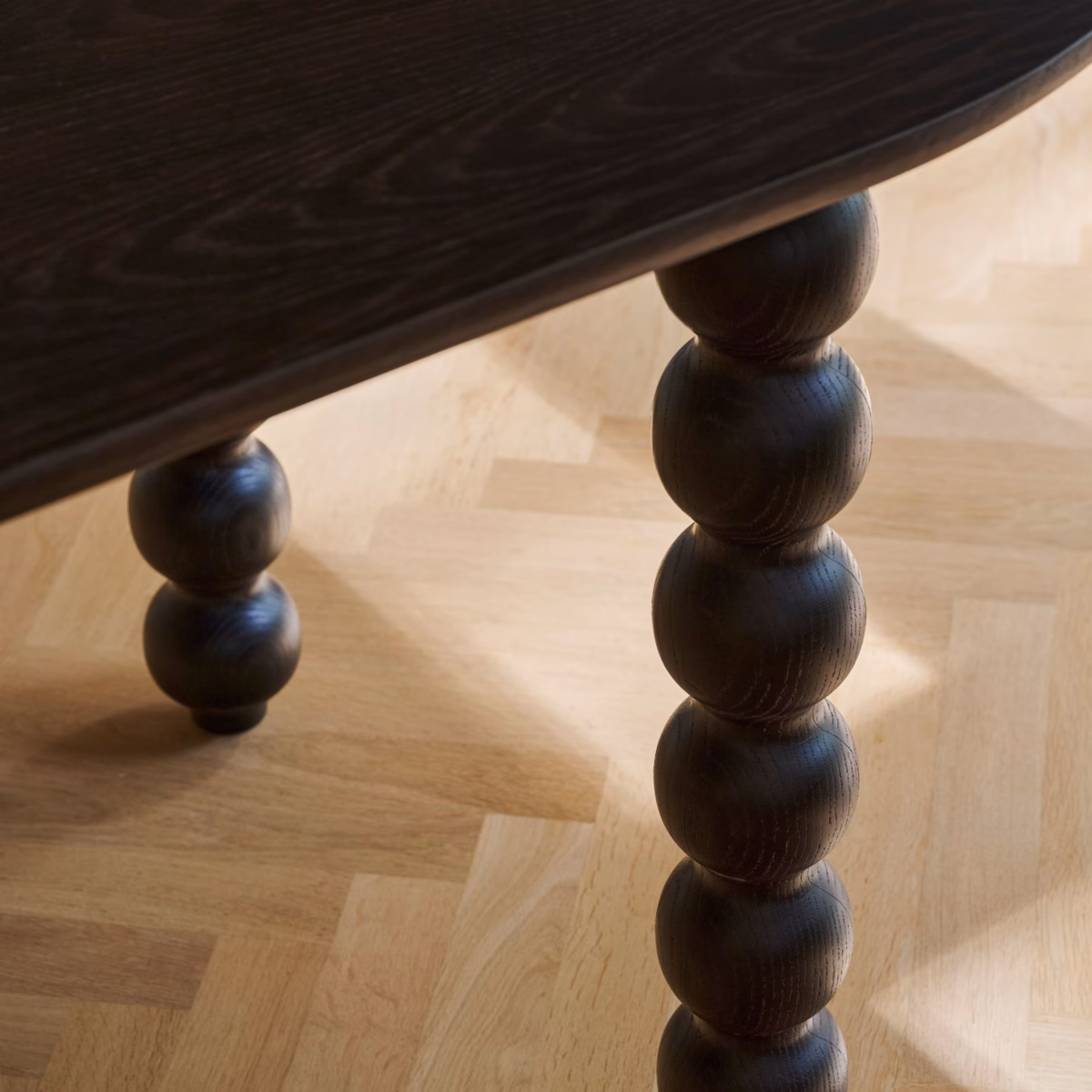 Studio HENK Turn eettafel plat ovaal eiken gerookte beits - Afbeelding 4