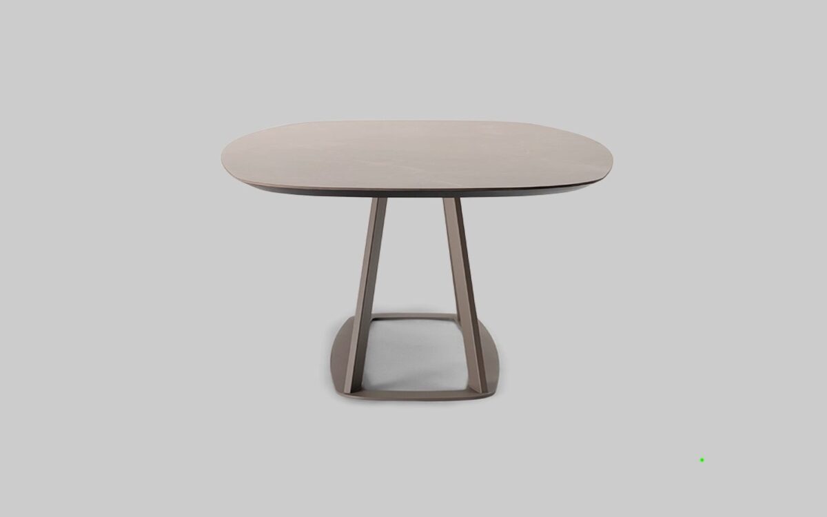 Harvink Fier Deens ovaal tafel – studiofoto