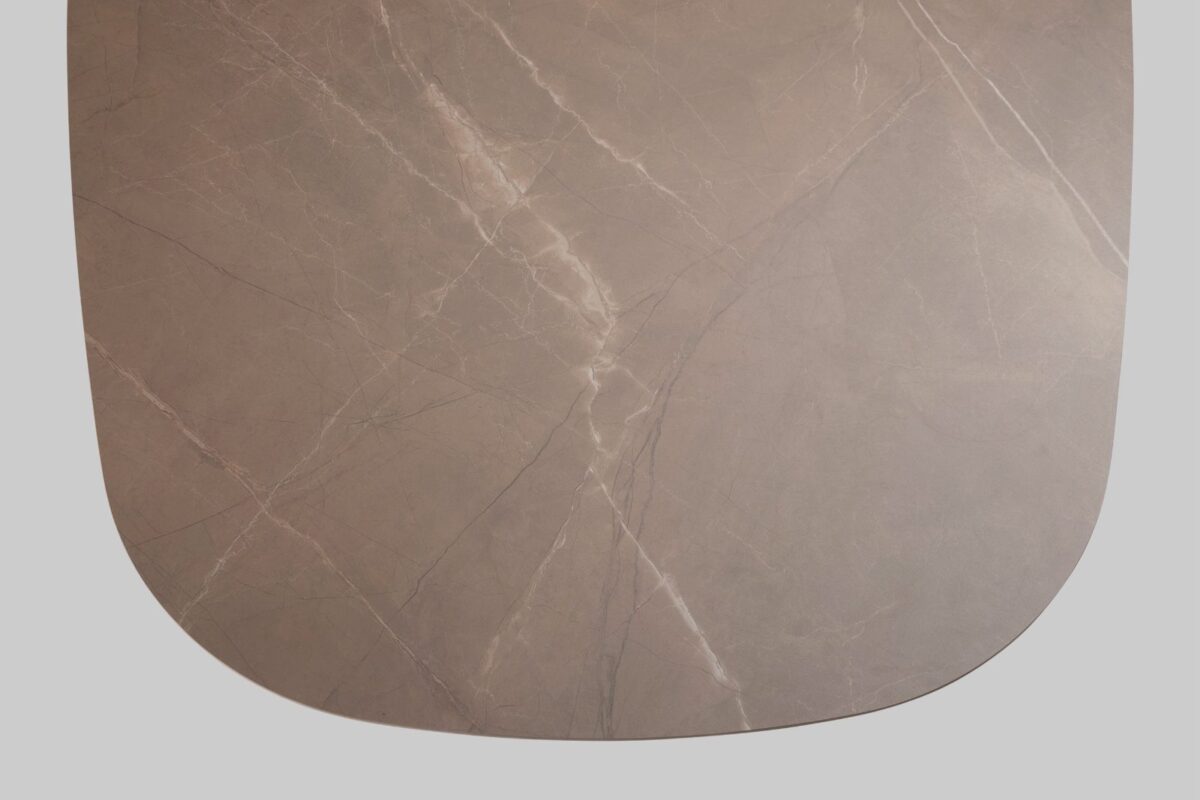Harvink Fier Deens ovaal tafel – detail
