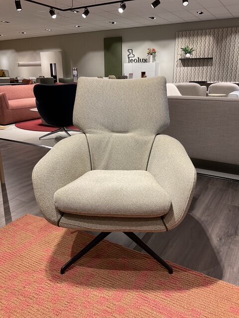 Leolux Lloyd Plus fauteuil– showroommodel