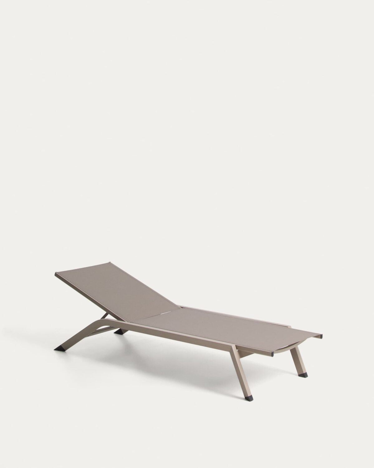 Kave Home capraia ligstoel taupe