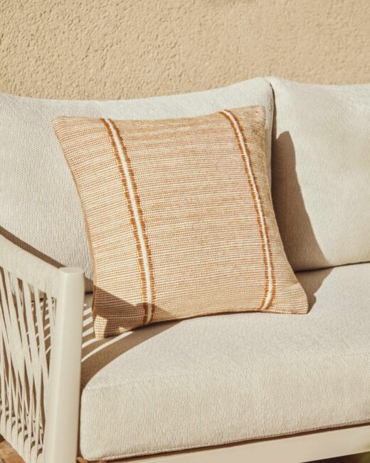 Kave Home Drati oranje kussenhoes van 100% PET 45 x 45 cm