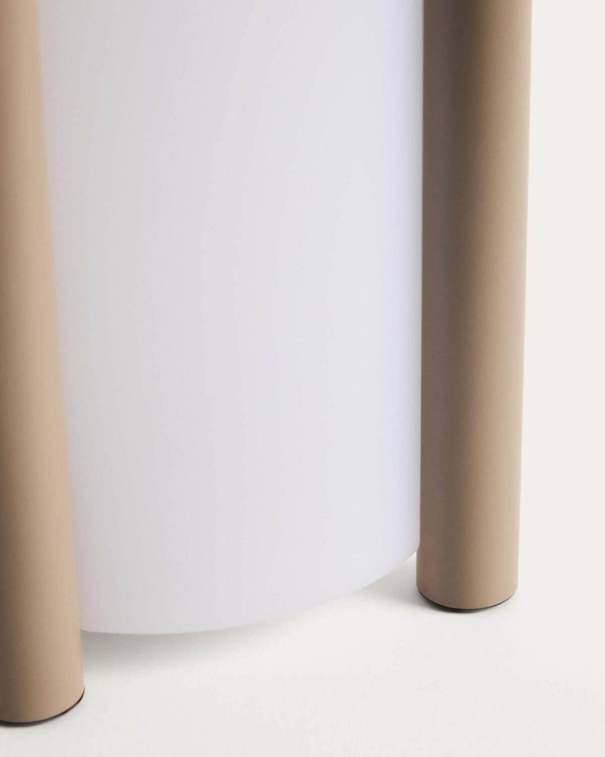 Kave Home leros tafellamp groot taupe