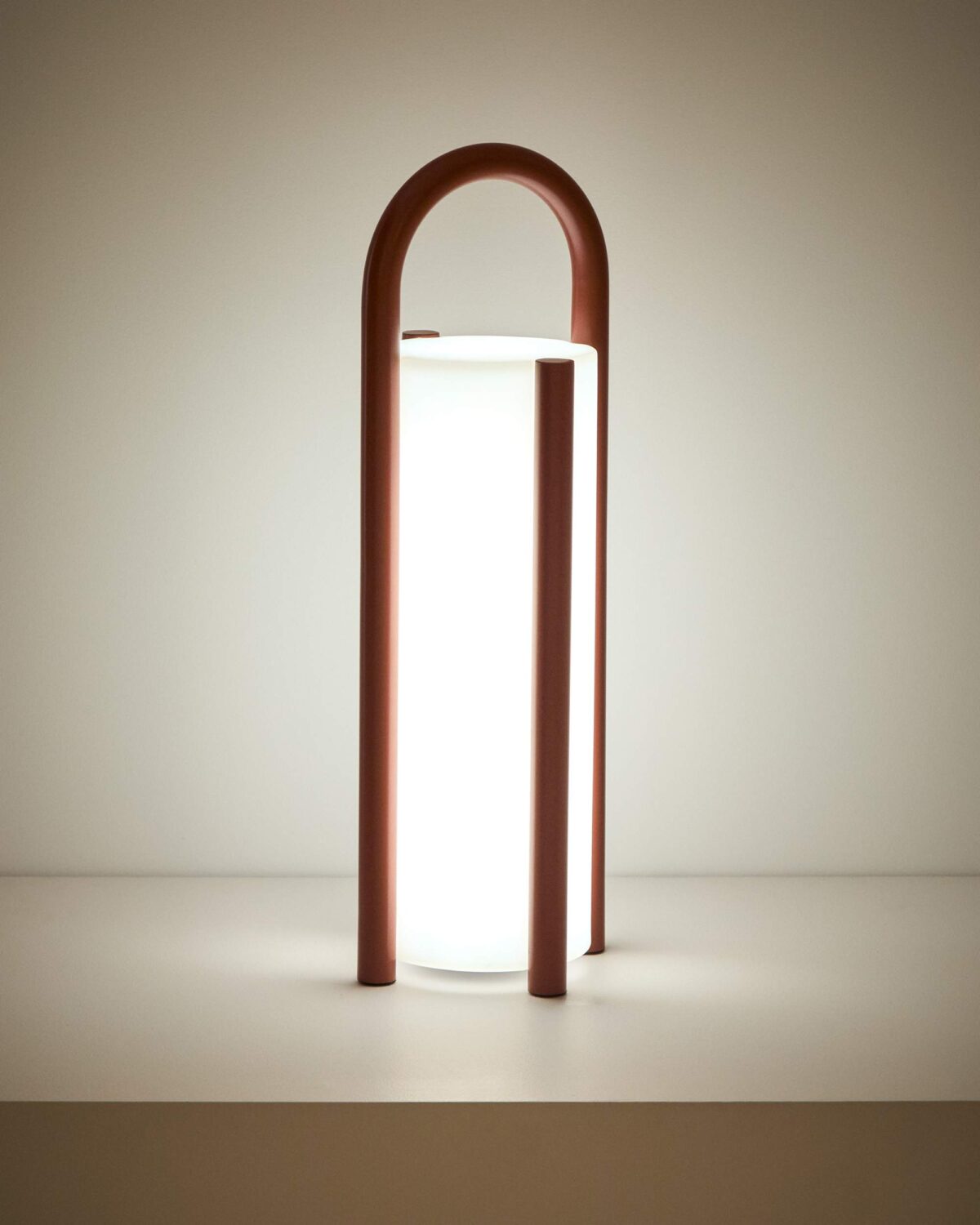 Kave Home leros tafellamp groot terracotta