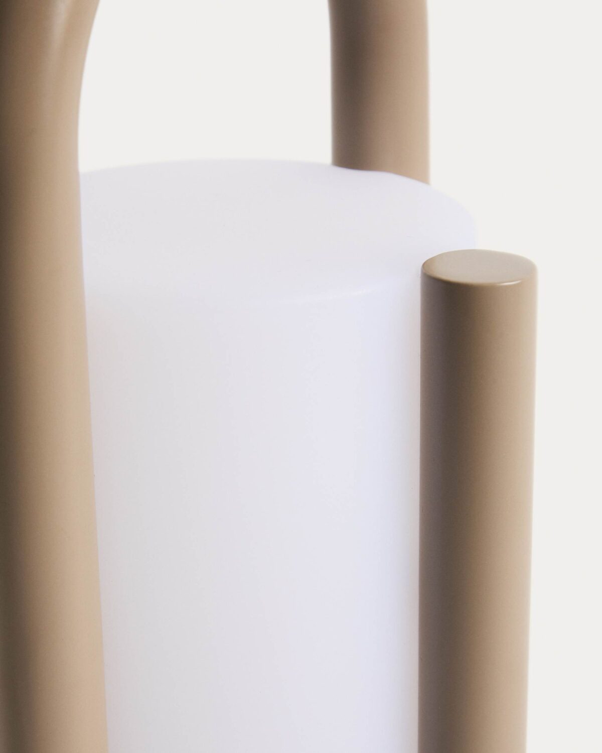 Kave Home leros tafellamp klein taupe
