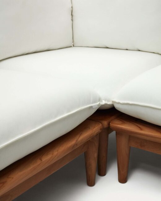 Kave Home Portitxol set van 1 hoekfauteuil, 2 modulaire fauteuils en salontafel in massief teakhout
