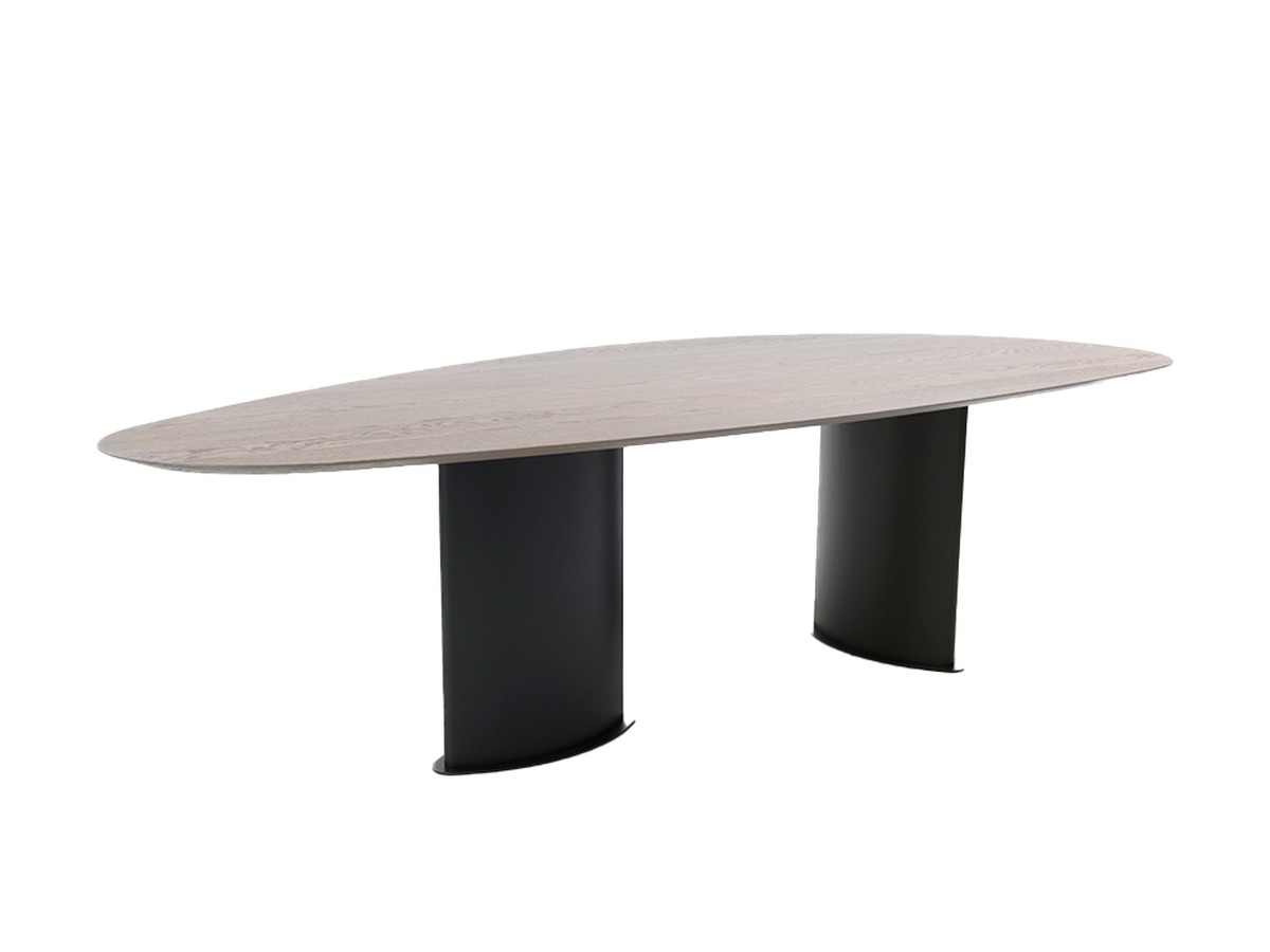 Bert Plantagie Roman tafel