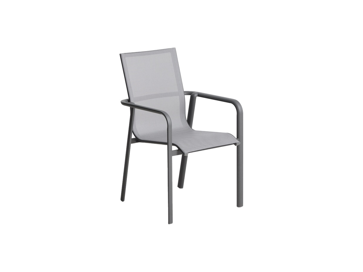 Kave Home Canea stapelbare outdoor stoel van grijs textileen en grafietkleurig aluminium
