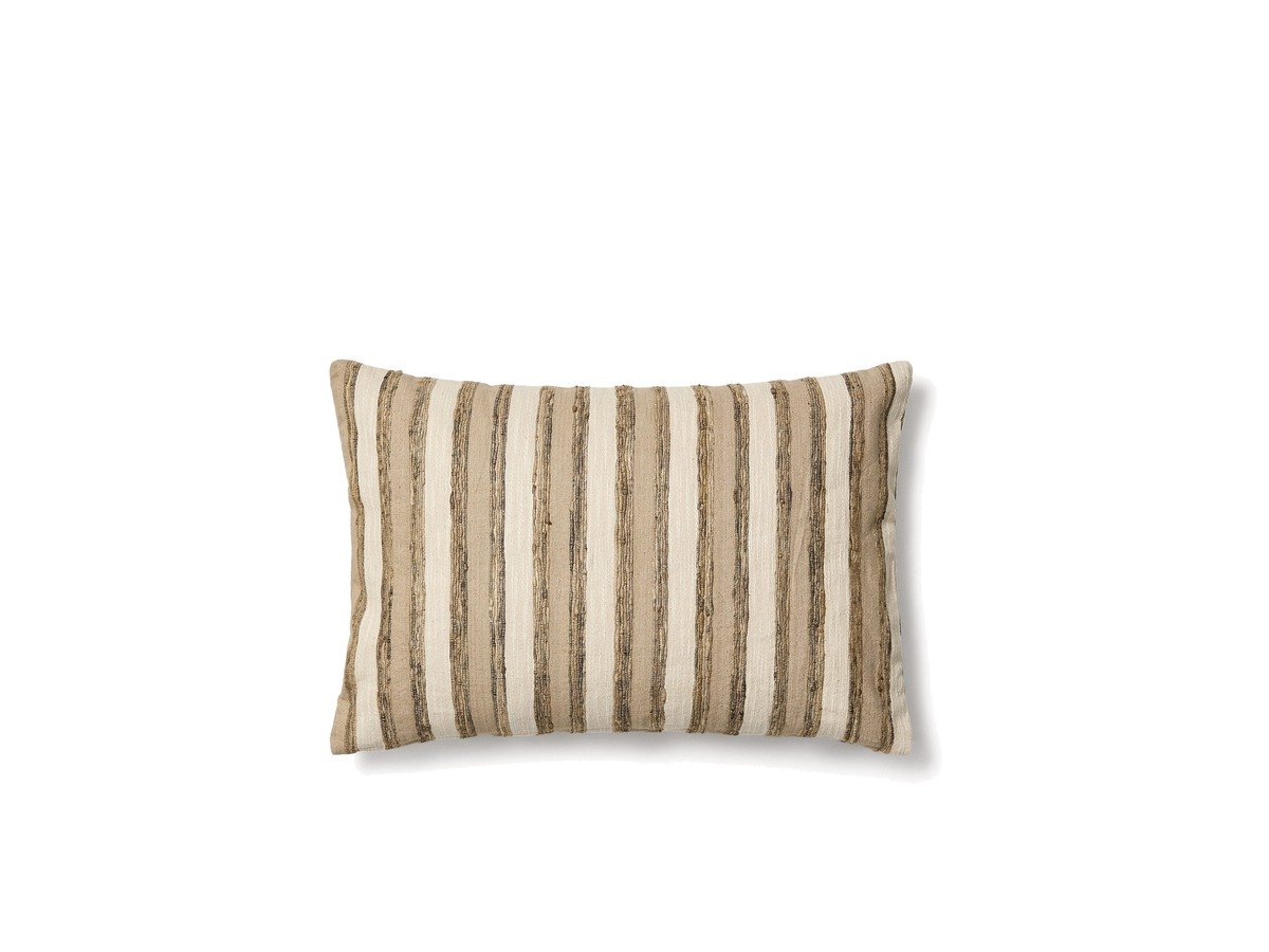 Kave Home Dorevi jacquard kussenhoes van zijdemix met ecru strepen 40 x 60 cm