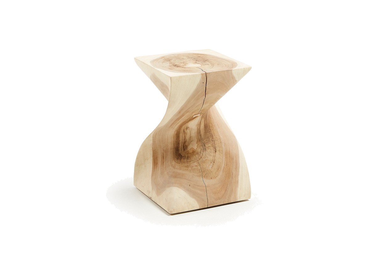 Kave Home Hakon massief regenboomhouten bijzettafeltje, 30 x 30 cm
