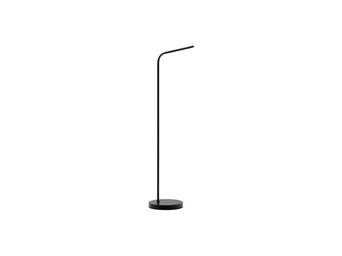 Kave Home Nali staander voor draagbare lampen, gemaakt van metaal met zwart gelakte afwerking.