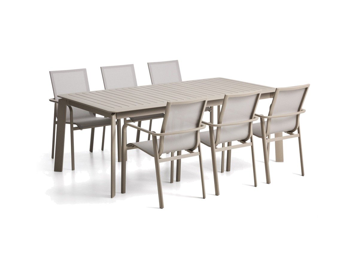 Kave Home Set Brela uitschuifbare tafel aluminium taupe met 6 stapelbare Canea stoelen aluminium taupe en beige texteline 205(287)x100 cm